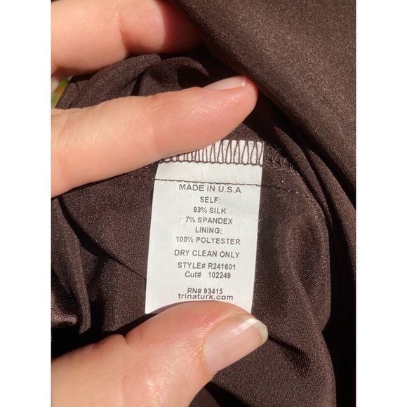 Trina Turk Brown Silk Blouse - Large, Rhinestone Cuffs Long Sleeve, Saks 5th Ave - Picture 8 of 8